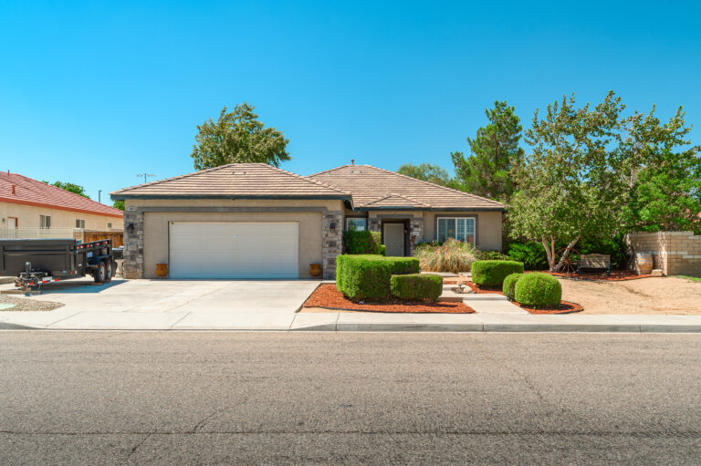 Best real estate agent in Fontana