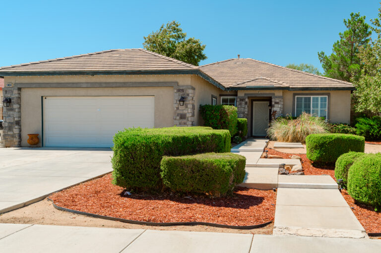 Best real estate agent in Fontana