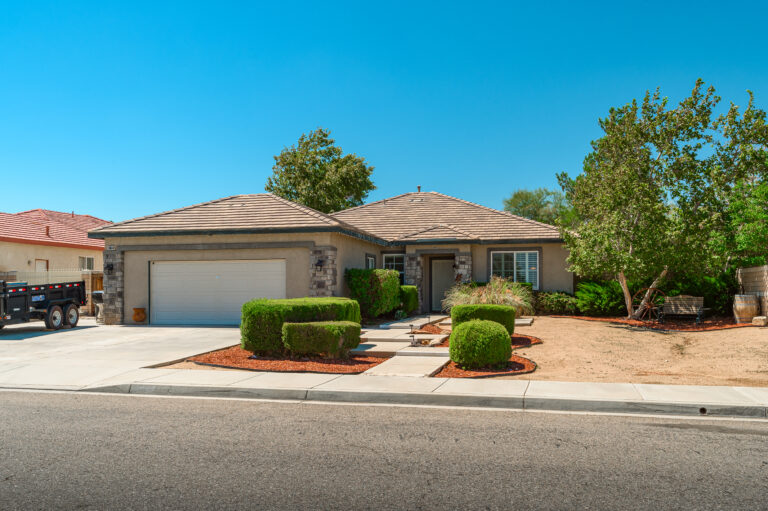 Best real estate agent in Fontana