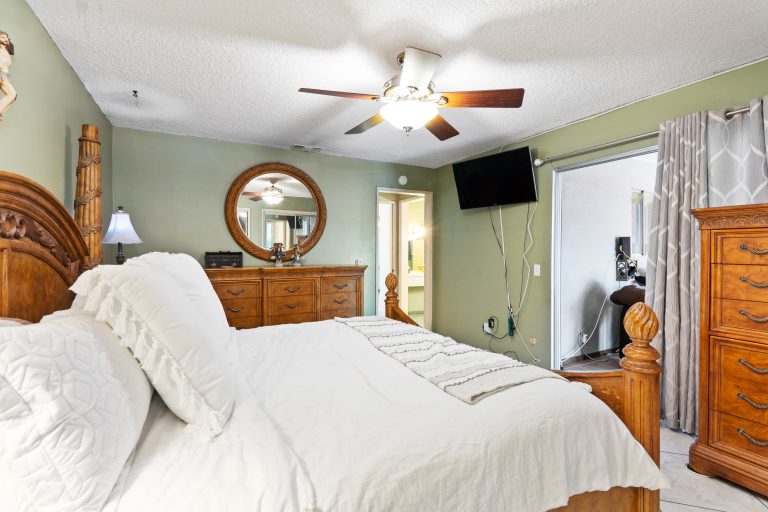 Best real estate agent in Redlands
