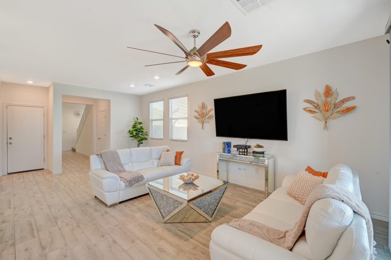 Best real estate agent in Laguna Hills