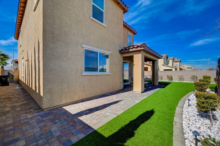 Best real estate agent in Laguna Hills