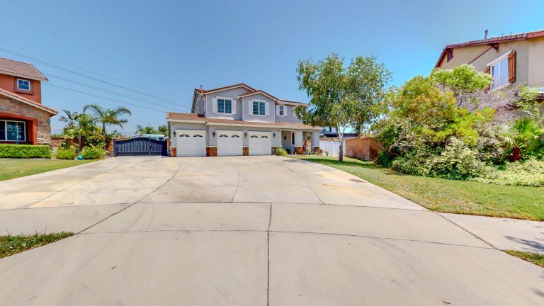 Best real estate agent in Fontana