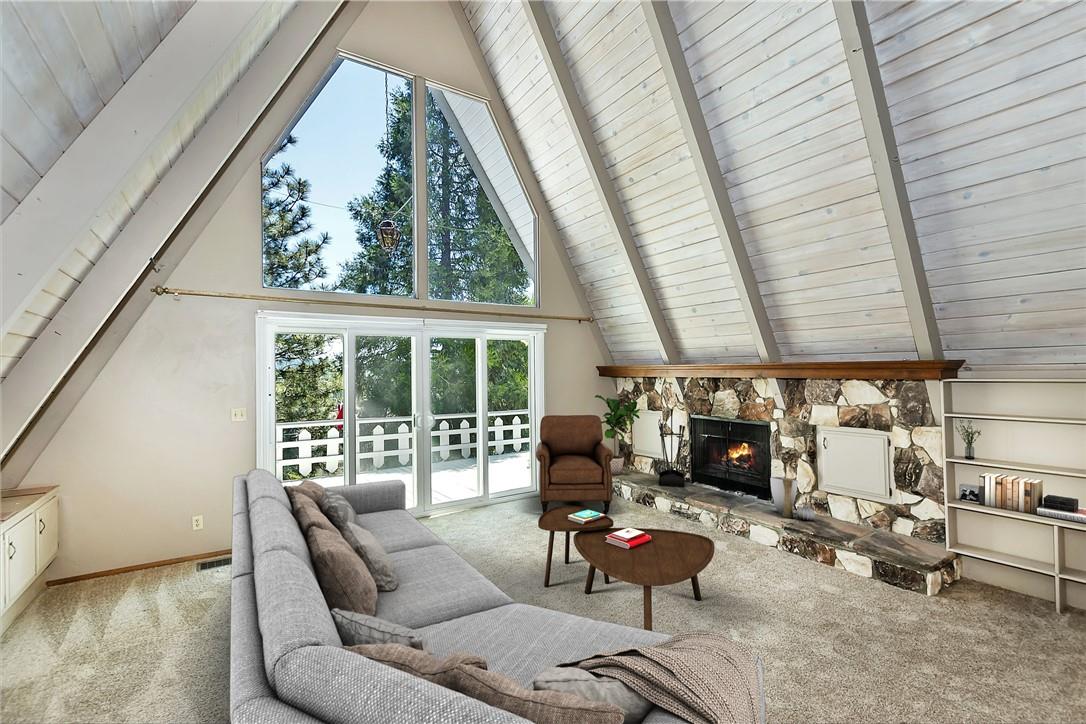 Realtor-Lake-Arrowhead-California