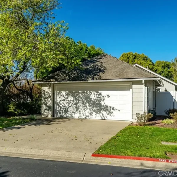 804 Alyssum CT #8 San Luis Obispo, CA 93401